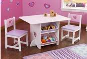 Ensemble table et deux chaises rose motif coeur pour enfant